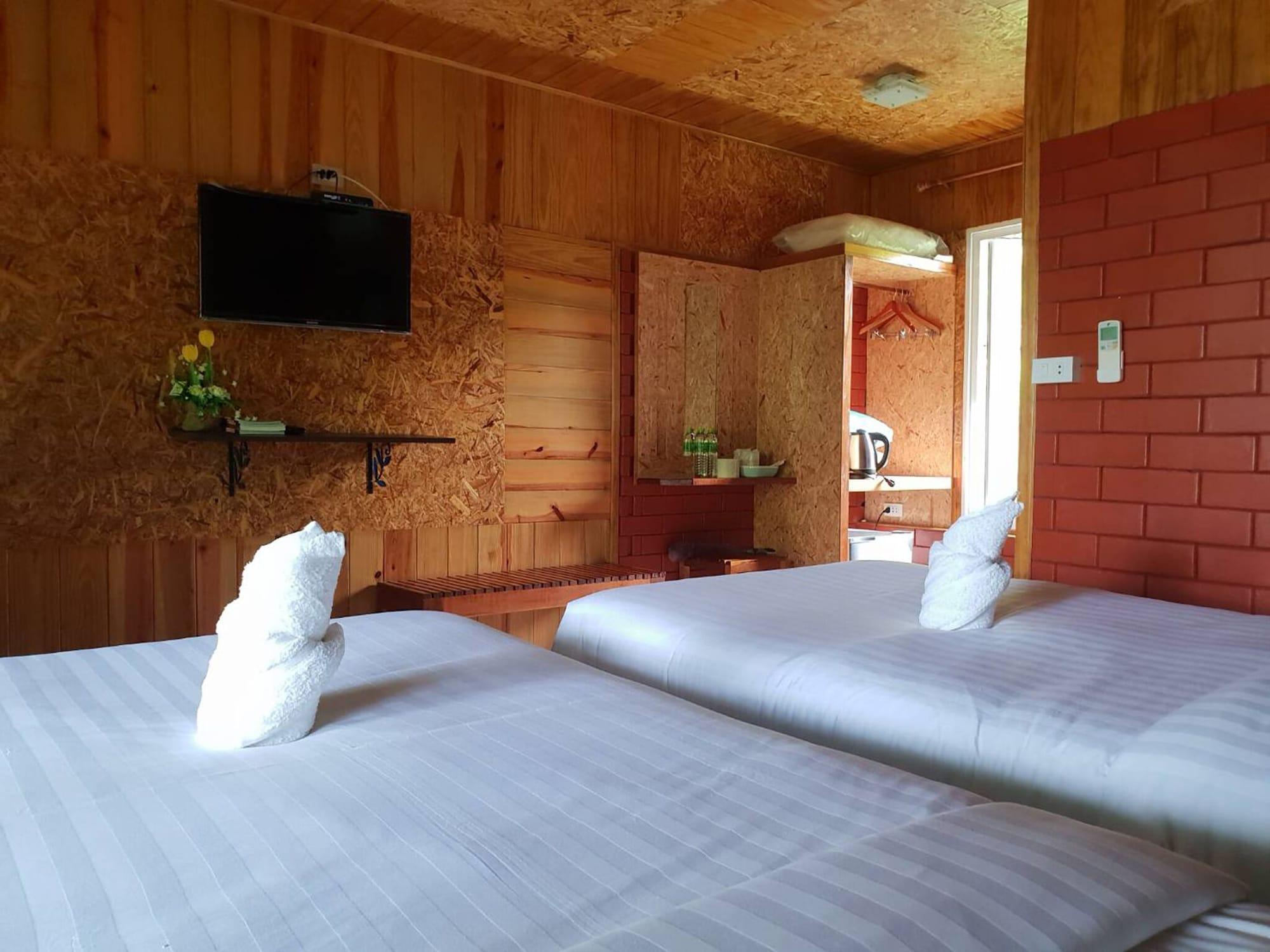 Baan Suan Hill Resort Ban Tha Khun Exterior photo