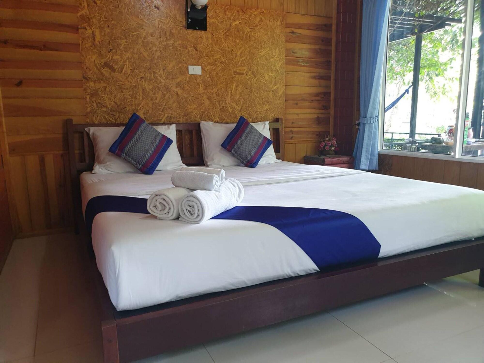 Baan Suan Hill Resort Ban Tha Khun Exterior photo