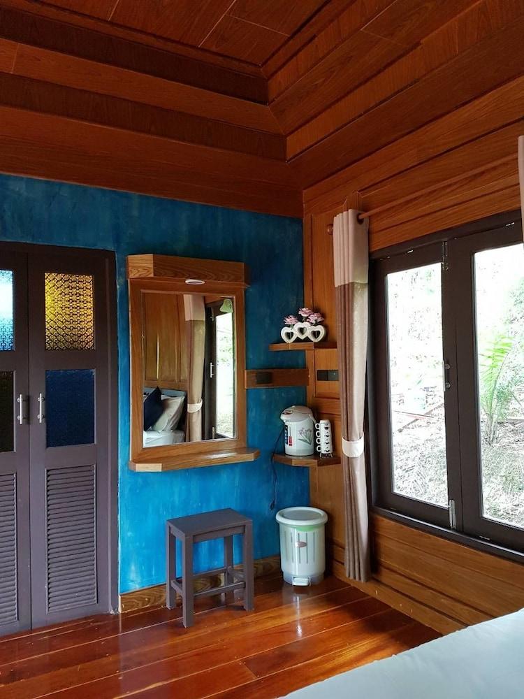 Baan Suan Hill Resort Ban Tha Khun Exterior photo