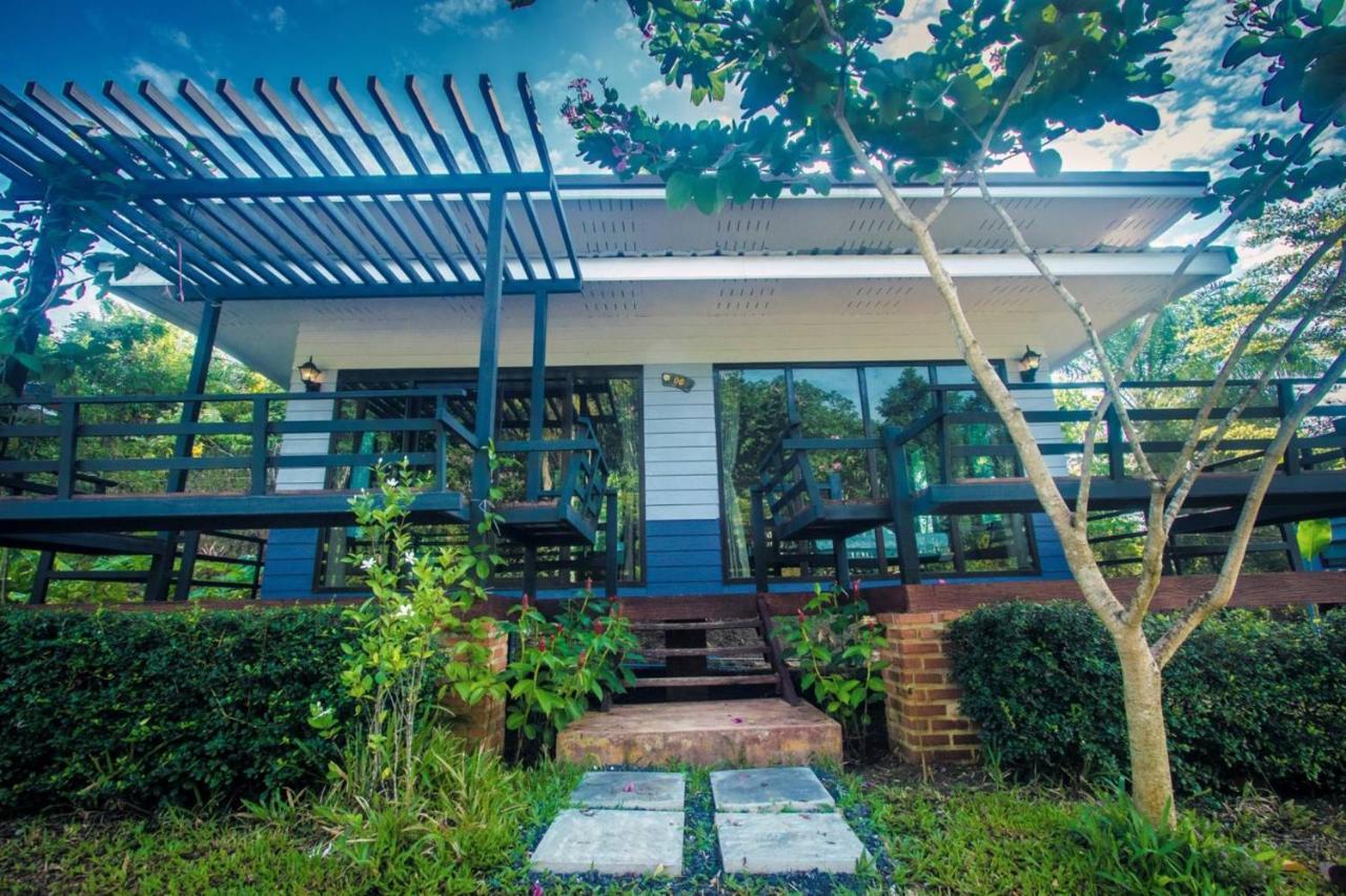 Baan Suan Hill Resort Ban Tha Khun Exterior photo